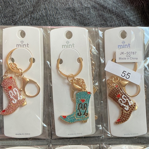 Colorful Boot Keychains trio - Picture 5 of 5